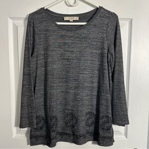 Loft size M gray tunic top, embroidery detail at hem, long sleeve, office, date